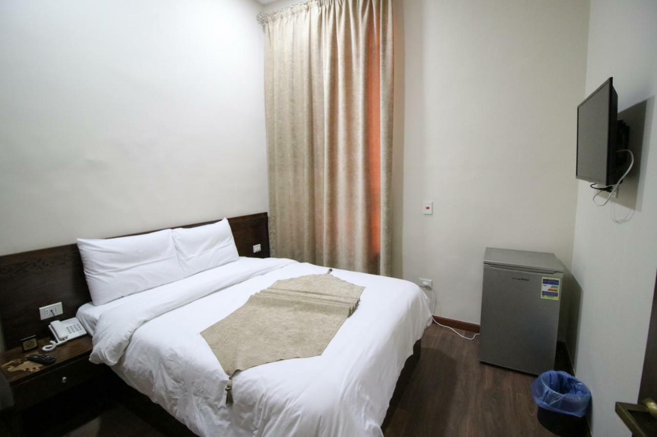 Hotel Miramar Talaat Harb Square à Le Caire Extérieur photo