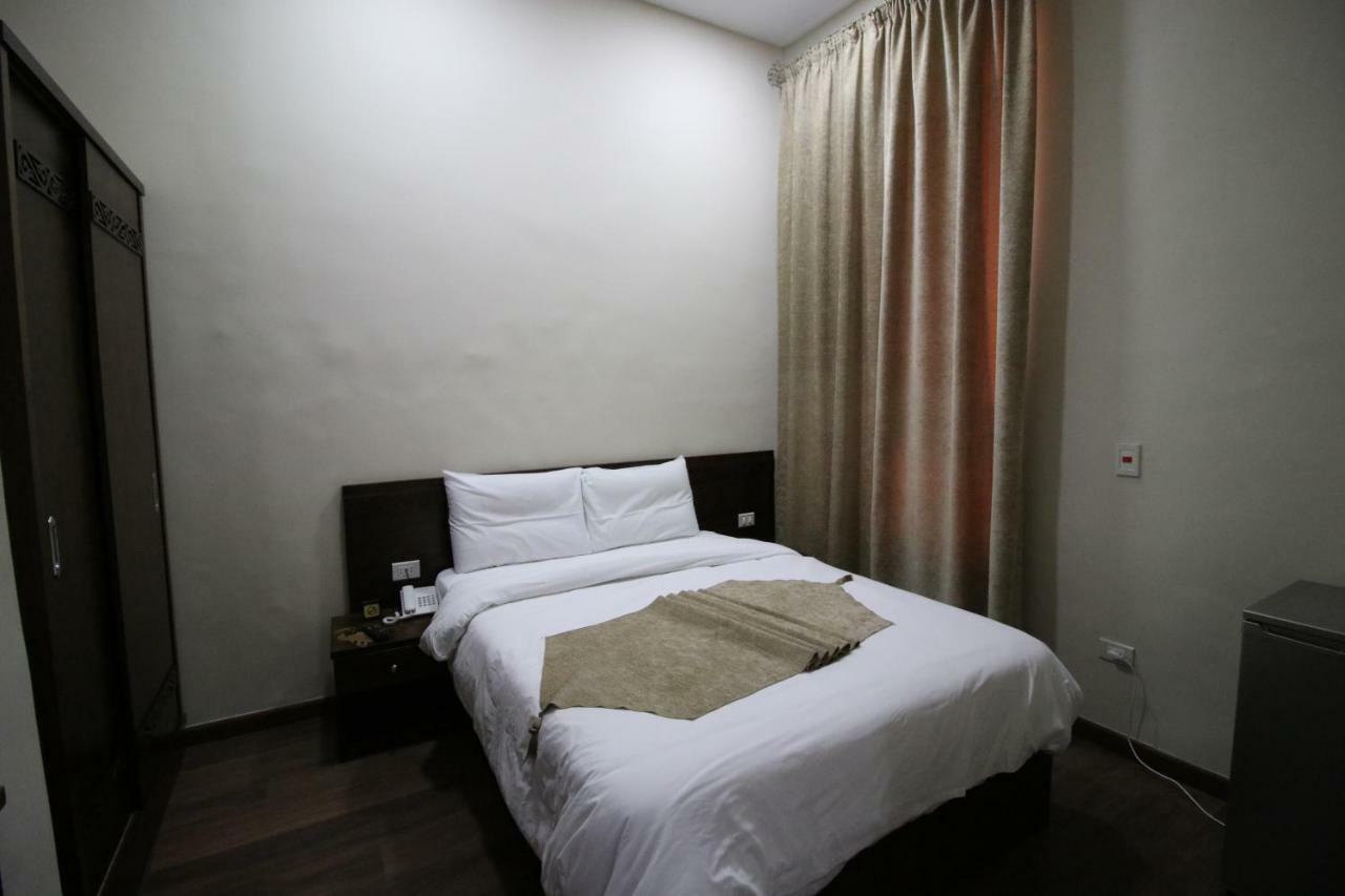 Hotel Miramar Talaat Harb Square à Le Caire Extérieur photo