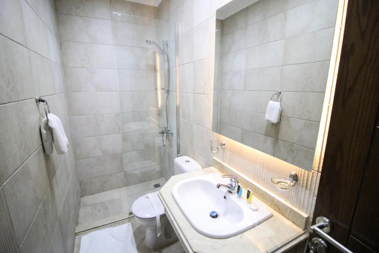 Hotel Miramar Talaat Harb Square à Le Caire Extérieur photo